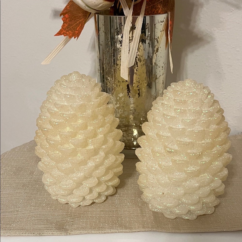 Lighted: Glittery Cream Lighted Pinecones, Battery Operated